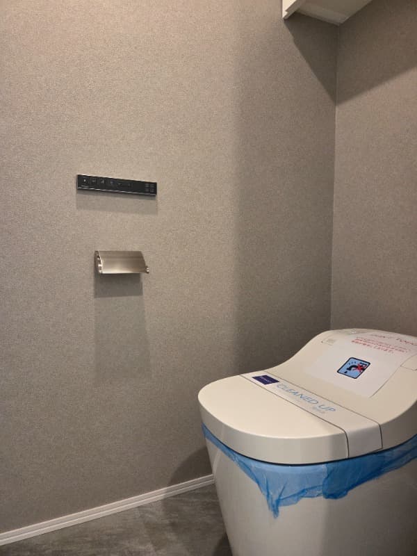 Room image 10