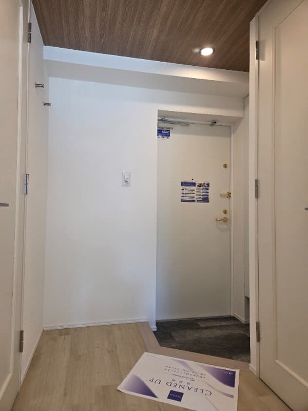 Room image 15