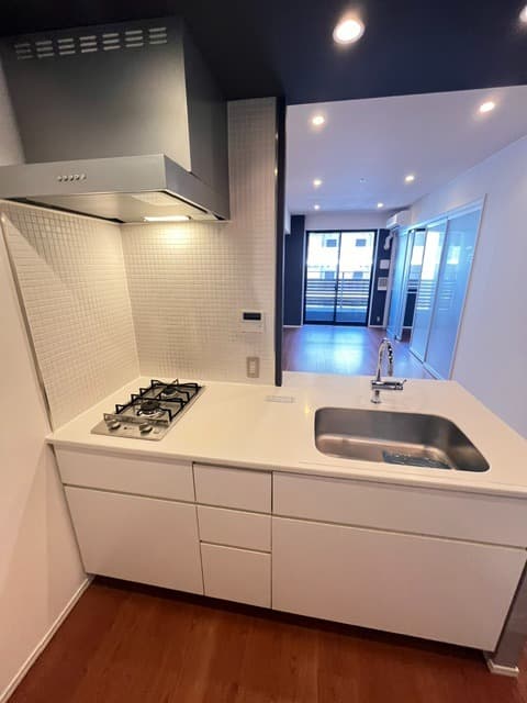 Room image 10