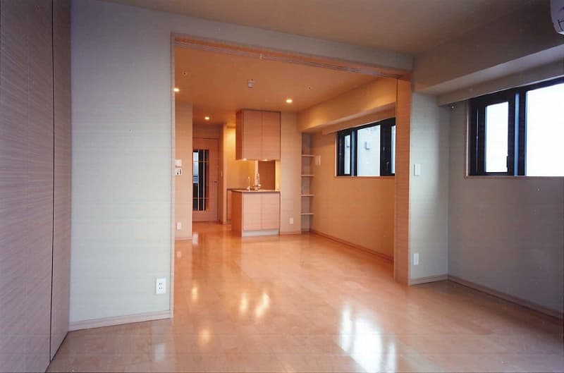Preview interior of Chester Court Ochanomizu