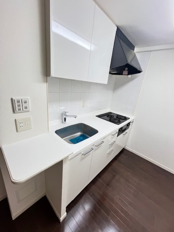 Room image 11
