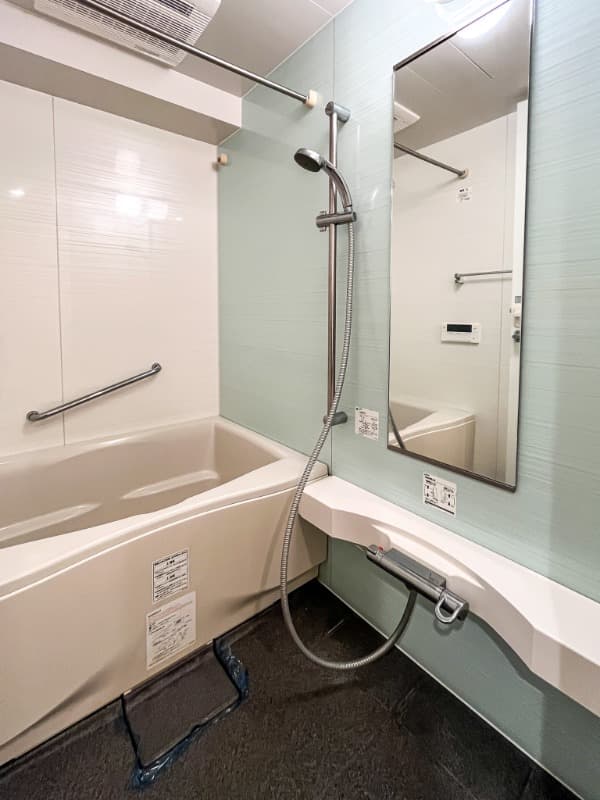 Room image 8