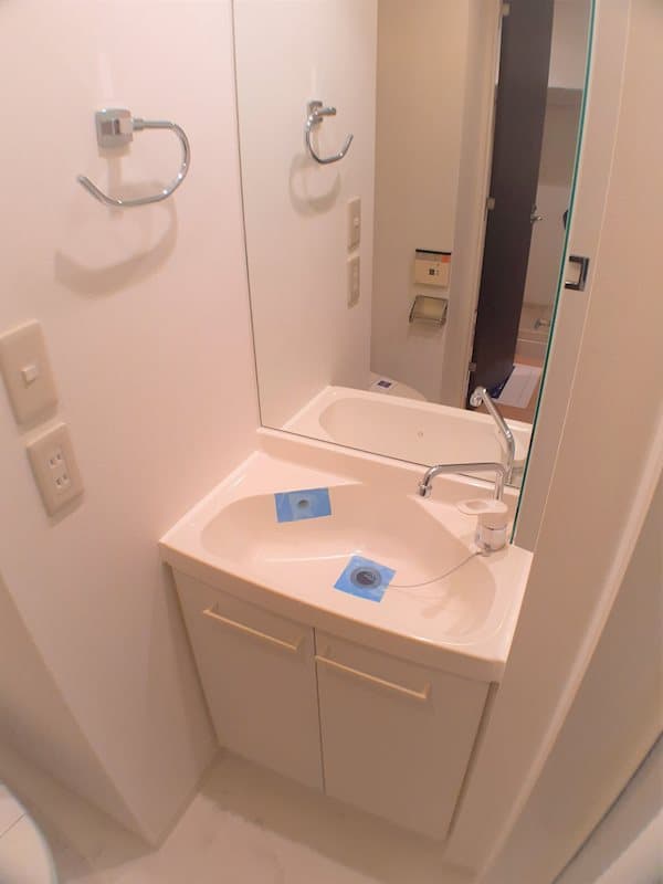 Room image 12