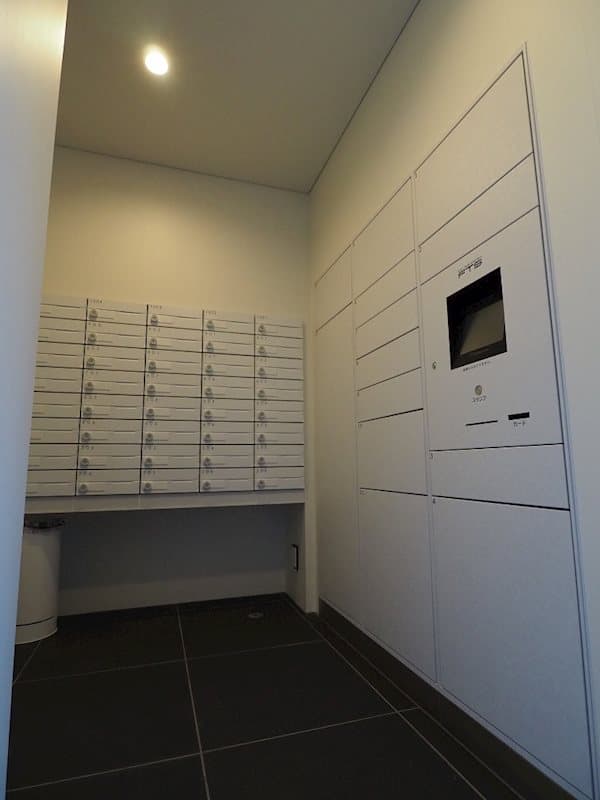 Room image 8