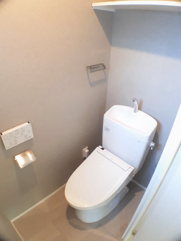 Room image 10