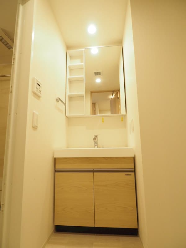Room image 9