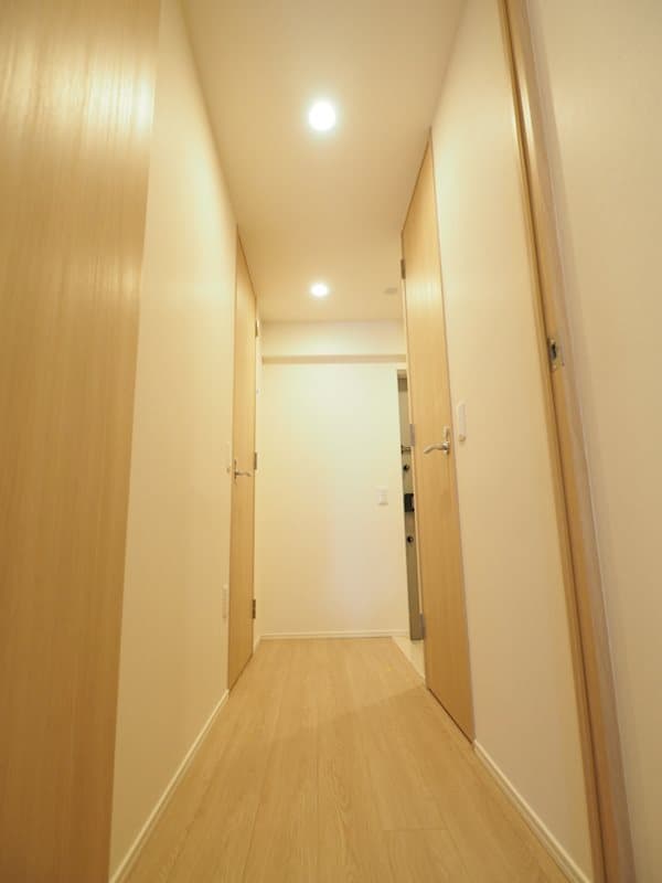 Room image 13