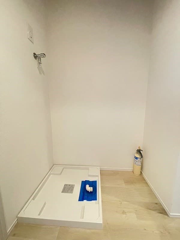 Room image 9