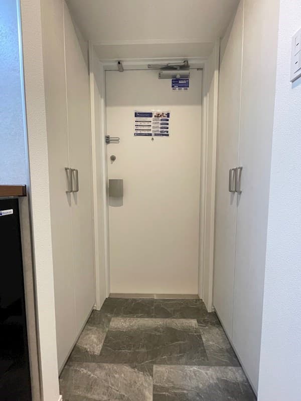 Room image 11