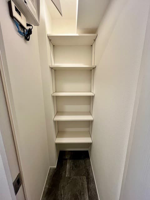 Room image 13