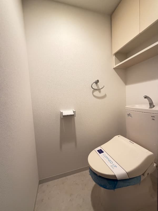 Room image 10