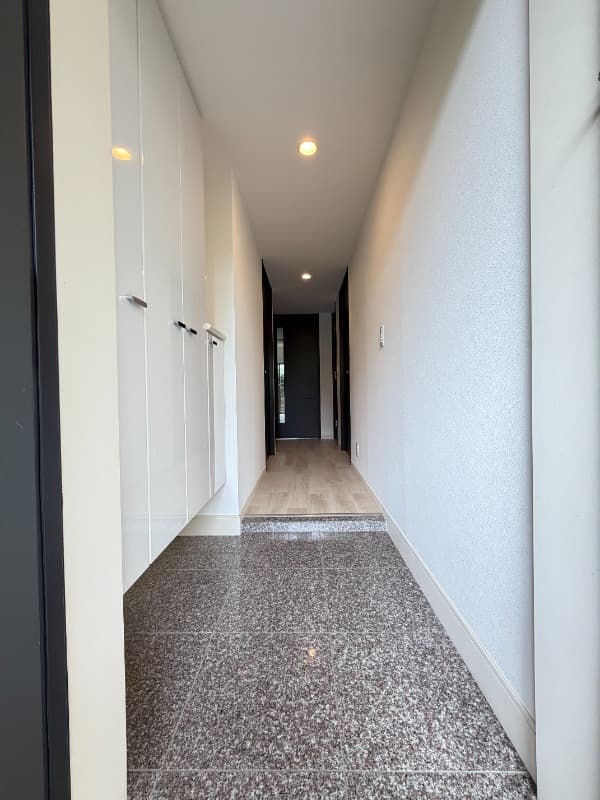 Room image 13