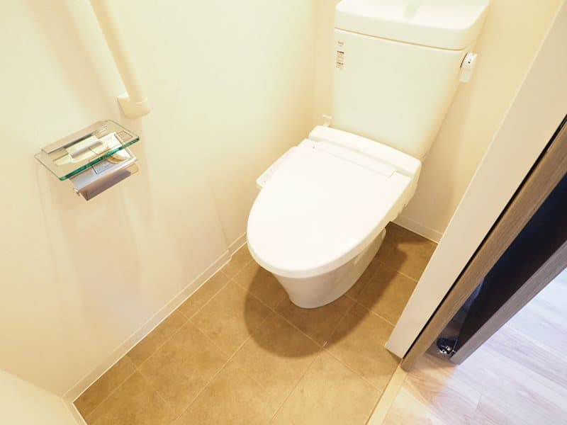 Room image 8