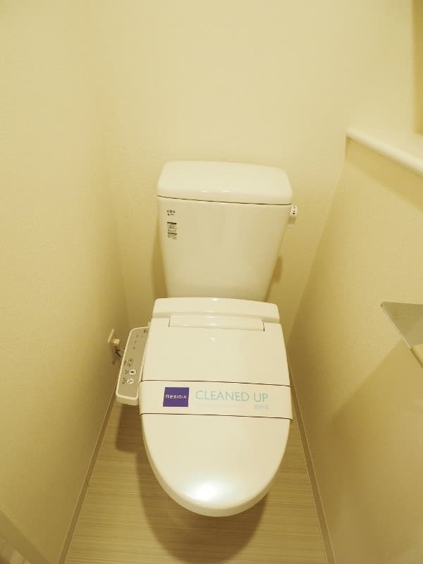 Room image 10