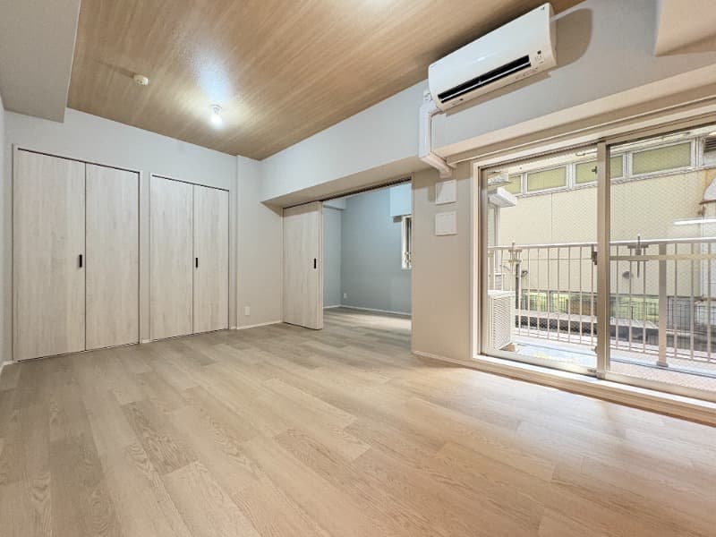 Preview interior of Residia Tsukiji