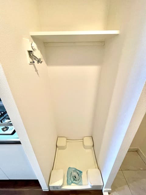 Room image 10