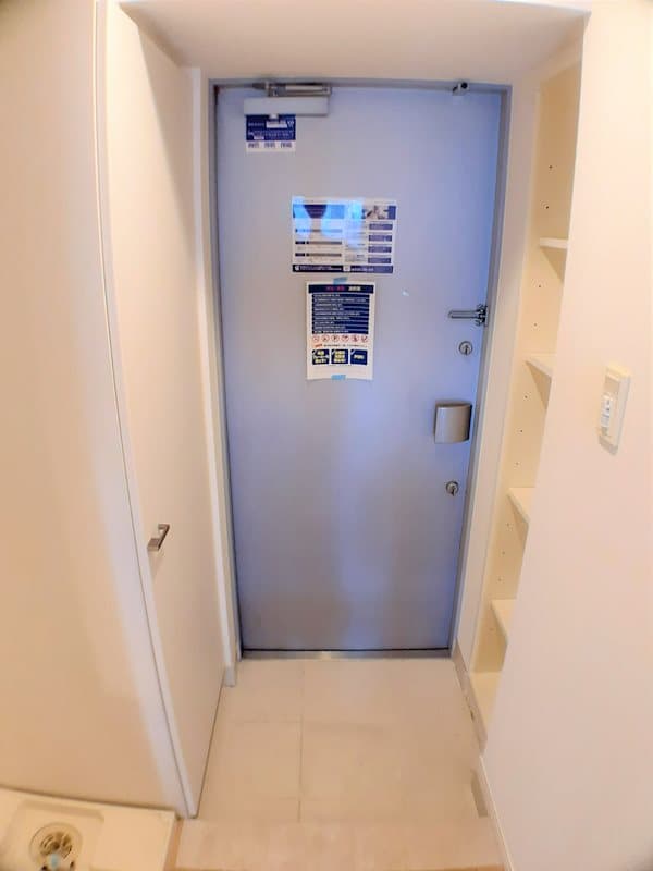 Room image 8
