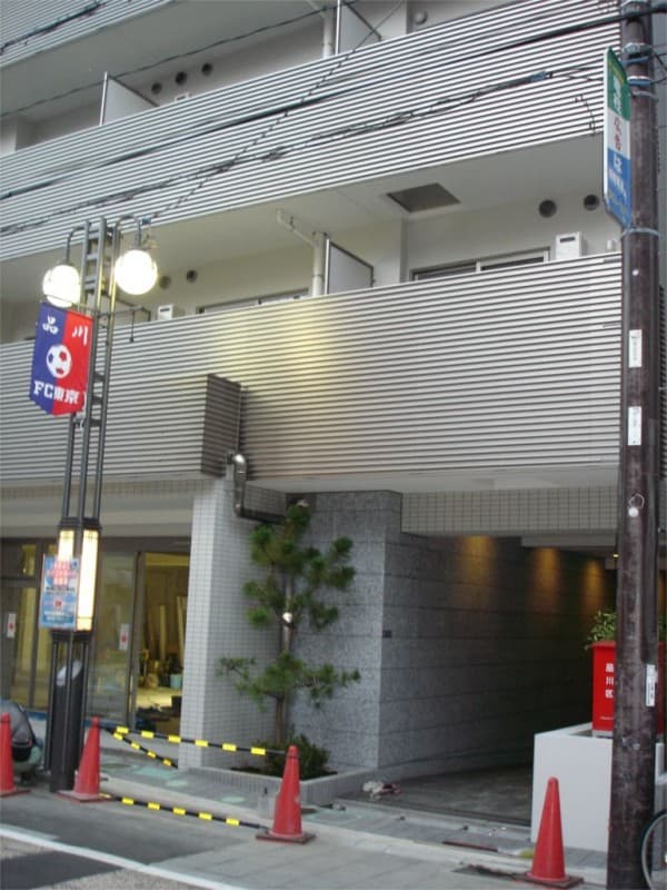Main exterior of Residia Minamishinagawa