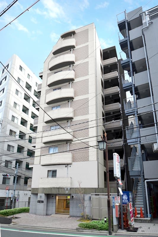 Main exterior of Residia Azabu Juban II