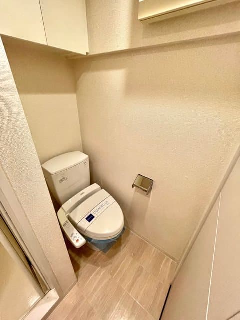 Room image 10