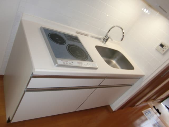 Room image 11