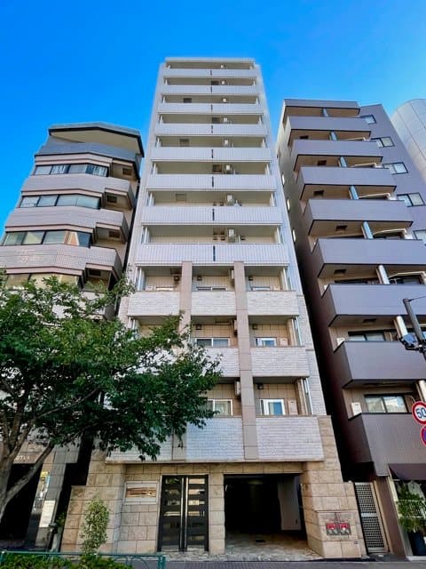 Main exterior of Residia Hiroo II