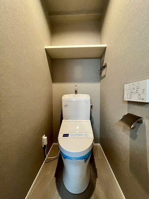 Room image 11