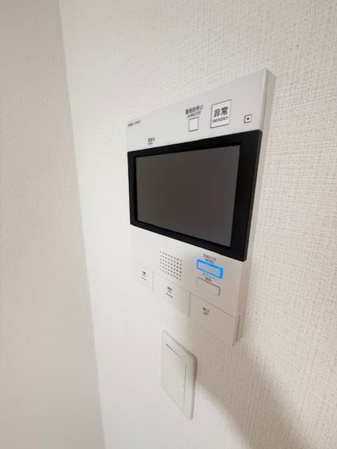 Room image 15