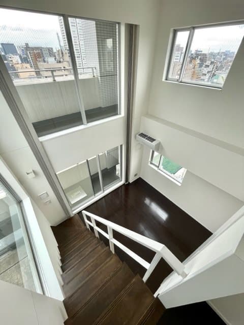 Room image 13