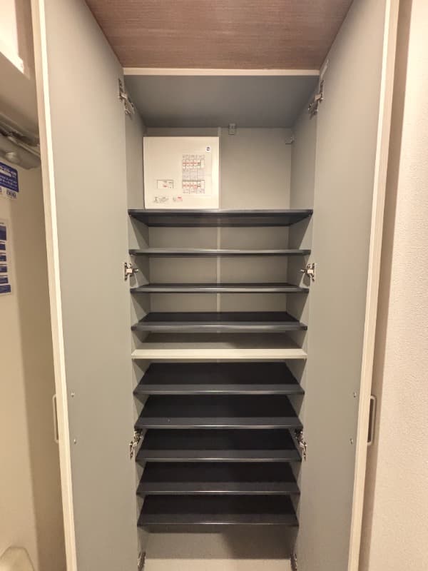 Room image 12