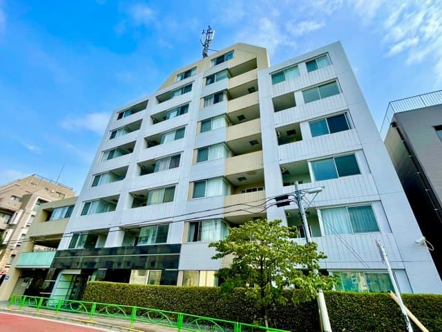 Main exterior of Residia Ebisu Minami