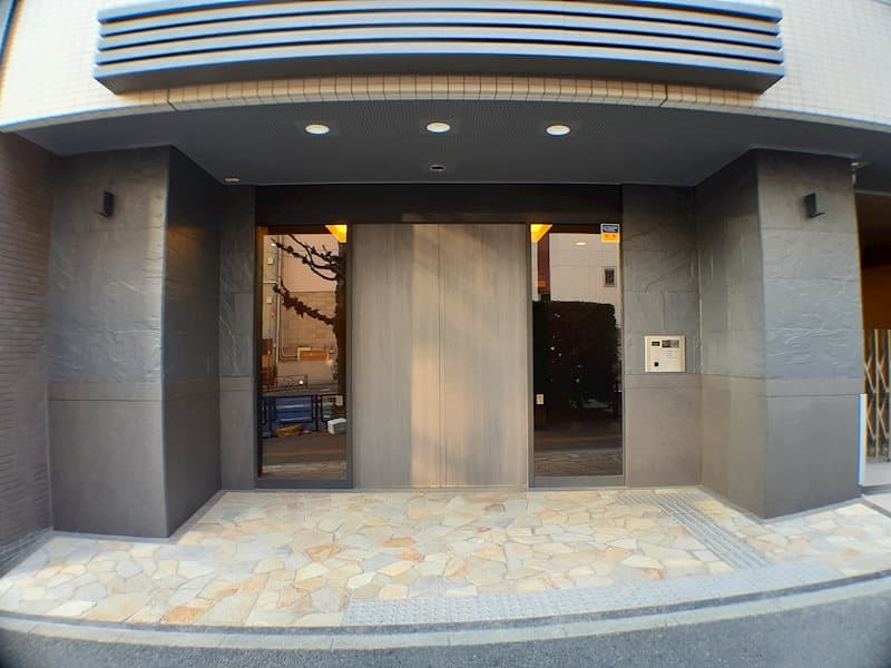 Room image 11