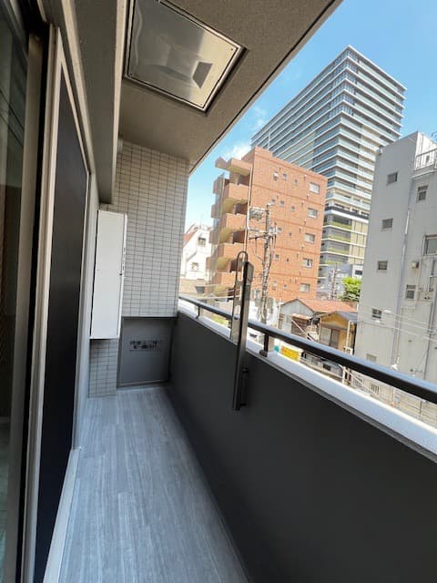 Room image 13