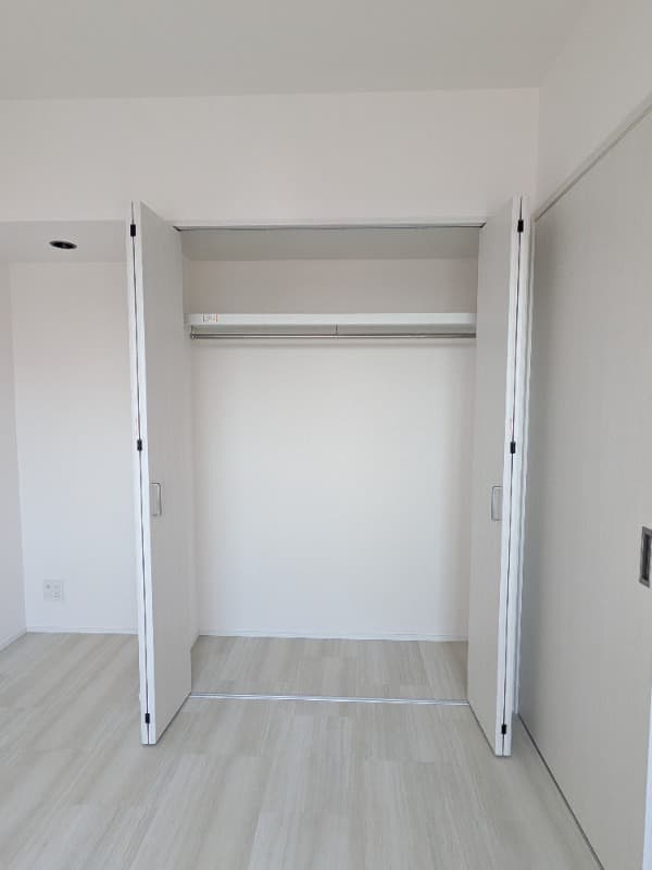 Room image 13