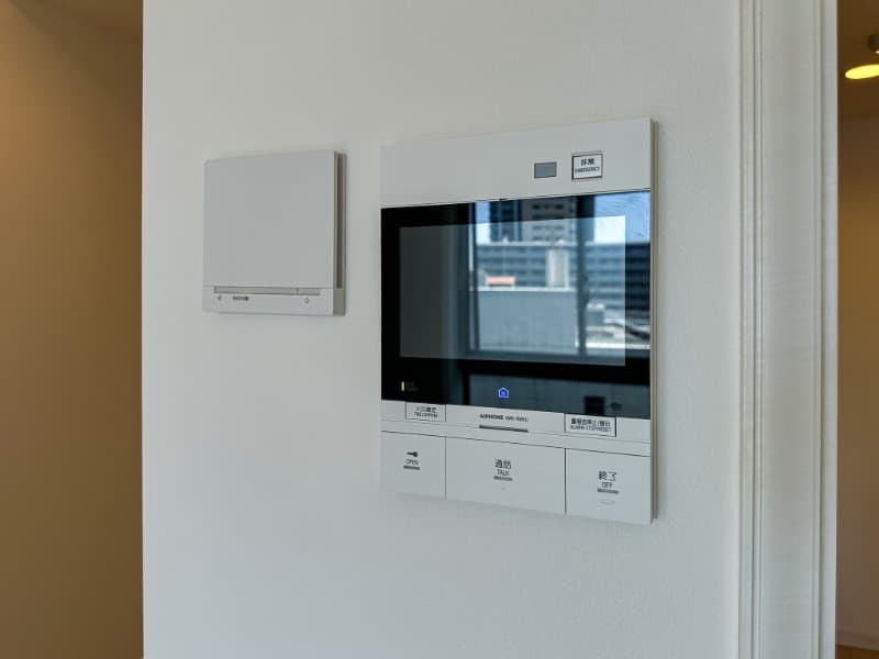 Room image 12
