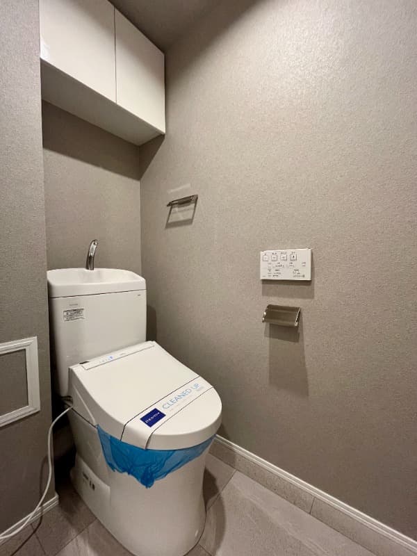 Room image 10
