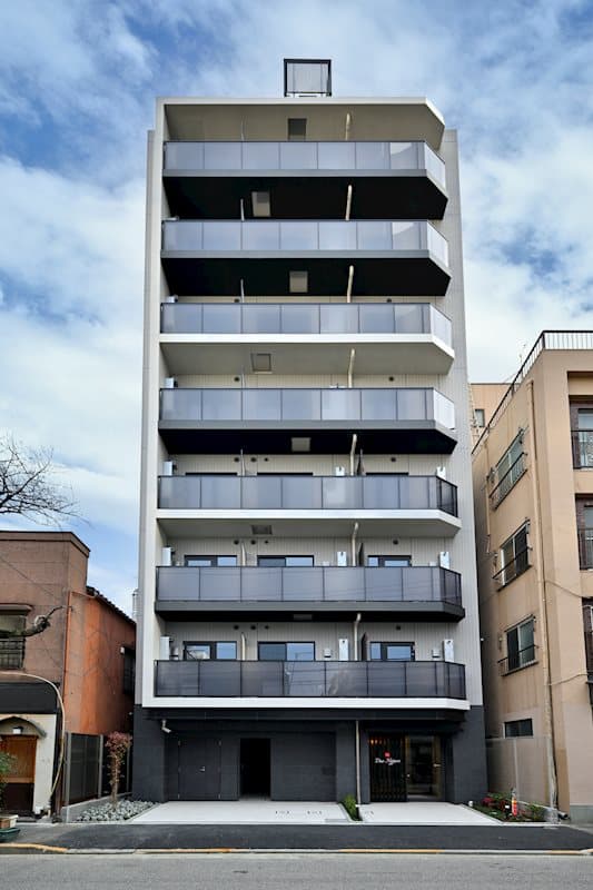 Main exterior of Due Nippori