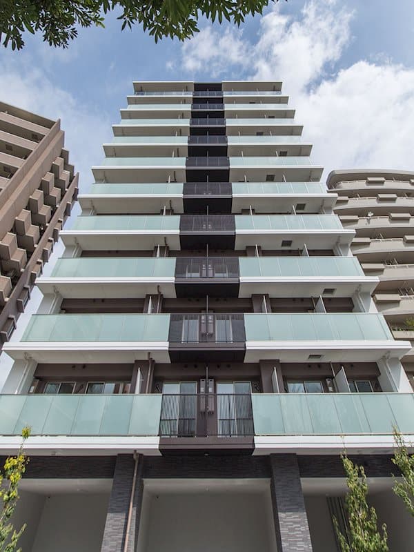 Main exterior of Residia Shinagawa Seaside