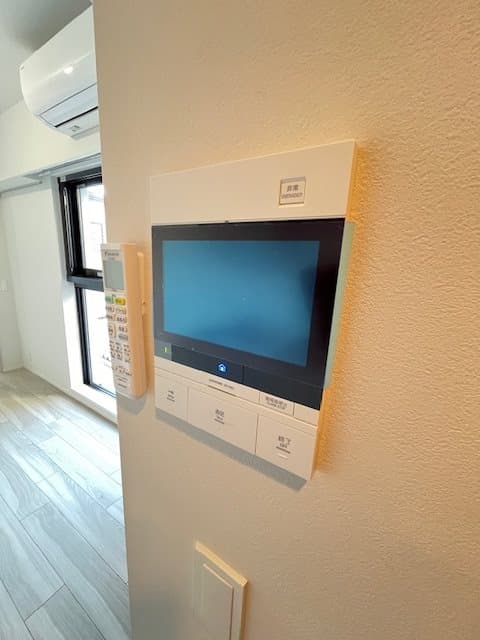 Room image 14