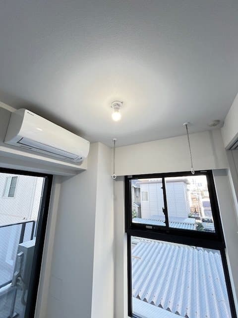 Room image 15