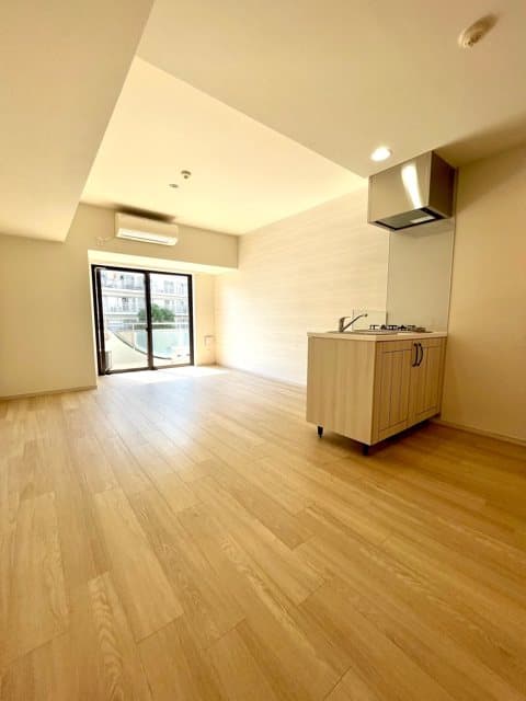 Room image 9
