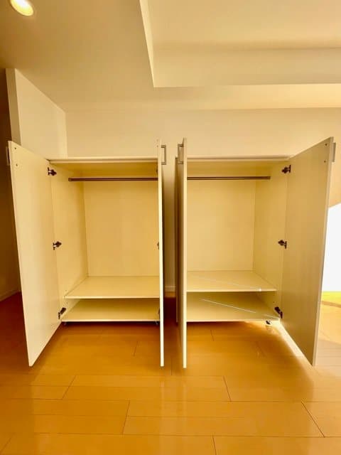 Room image 12