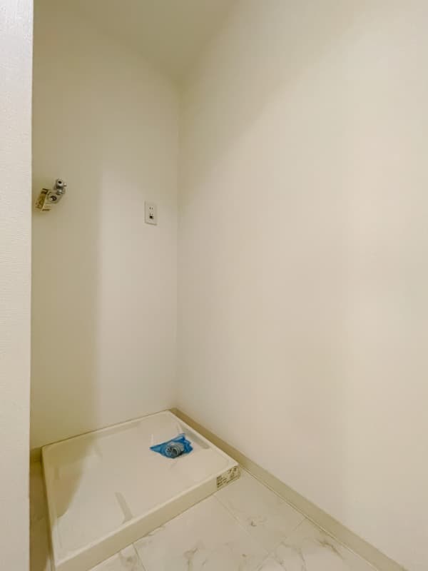Room image 13