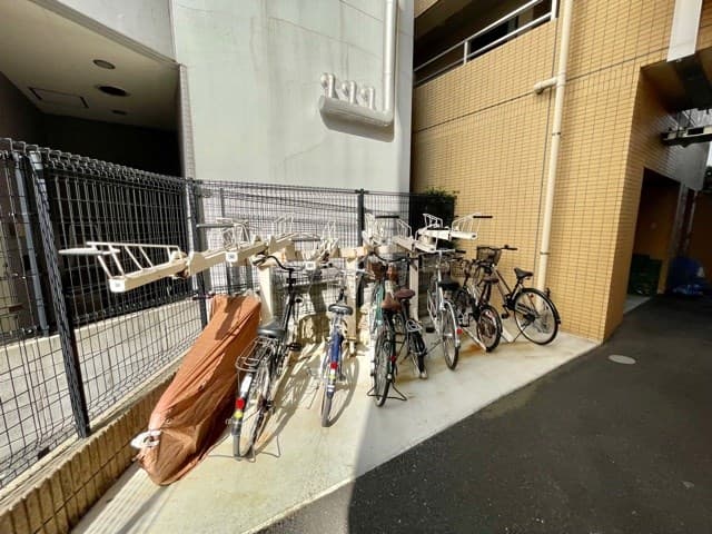 Room image 12