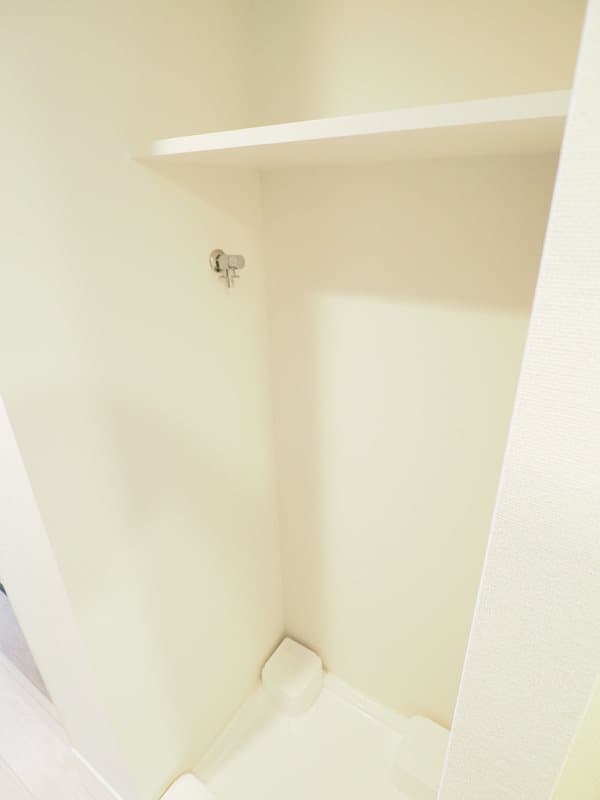 Room image 12