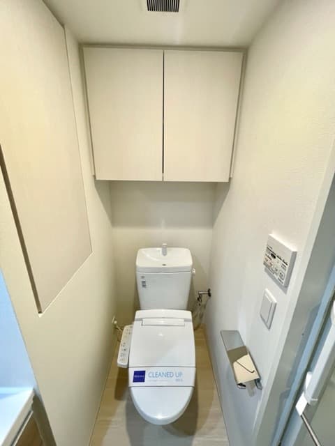 Room image 10