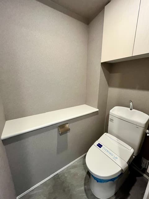 Room image 10