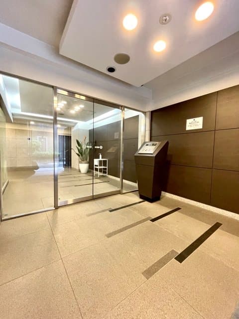 Room image 13