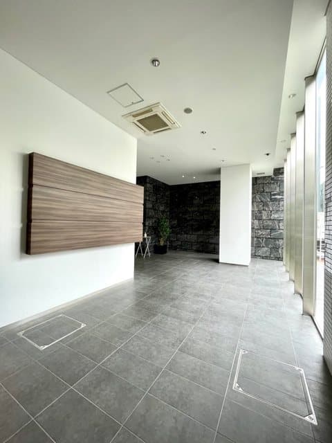 Room image 11
