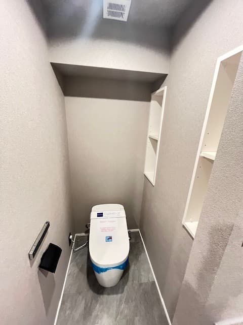 Room image 11